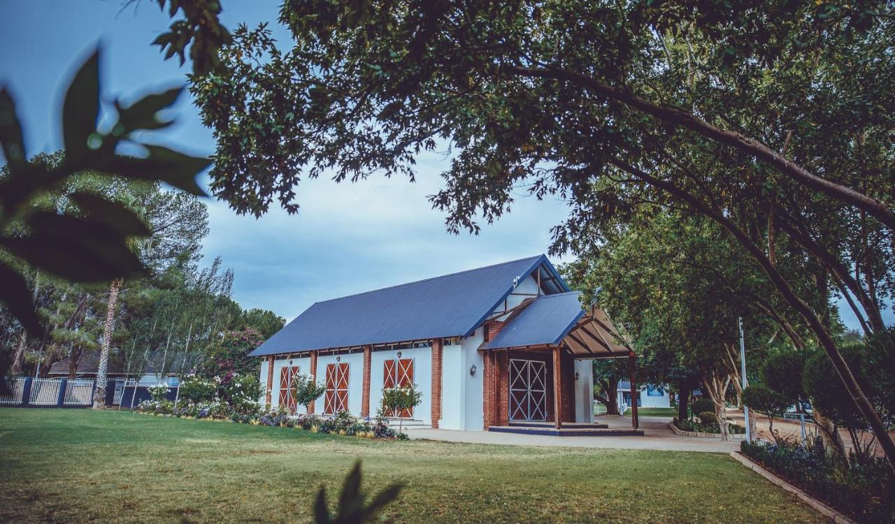 Bed and Breakfast Warm Karoo à Bloemfontein Extérieur photo